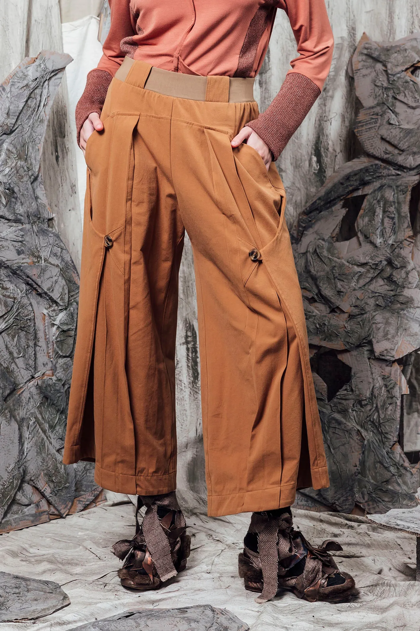 AW24 LYNDON BUTTON FLARE PANTS - CAMEL