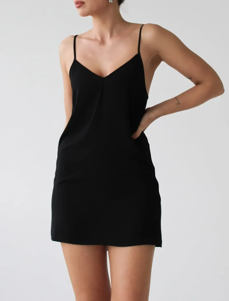 Barefoot Slip Dress | Black