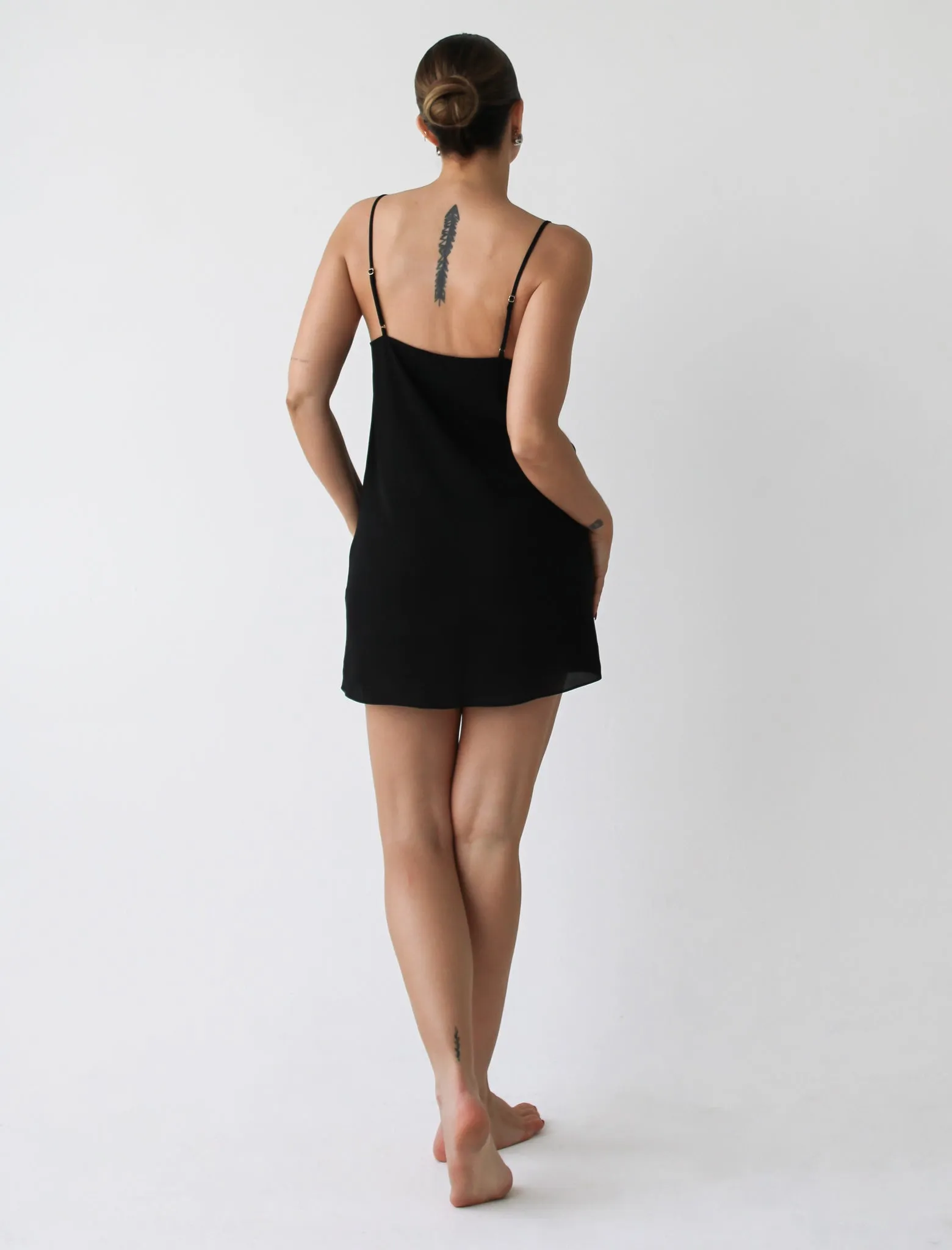 Barefoot Slip Dress | Black