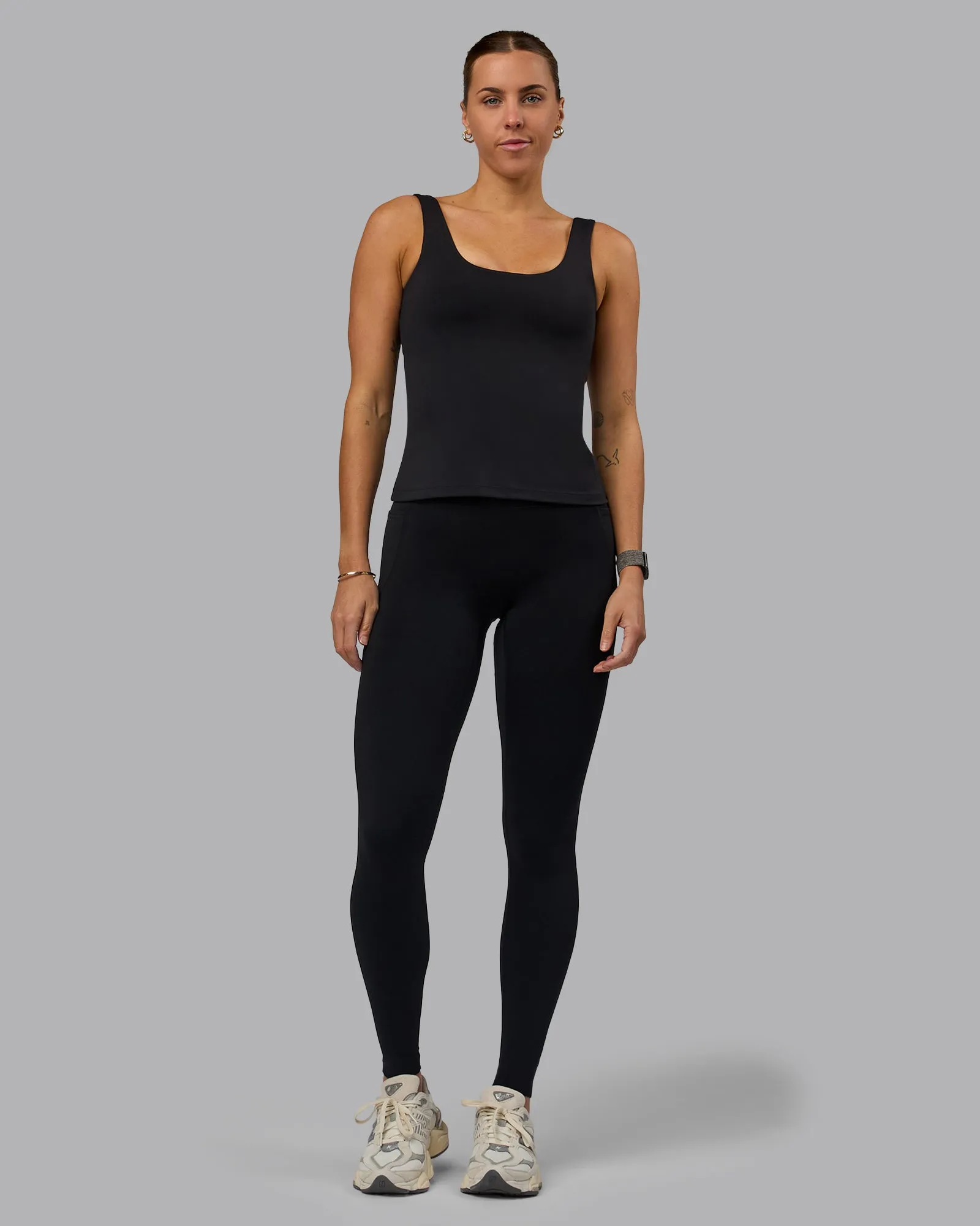 Elixir X-Long Leggings With Pockets - Black