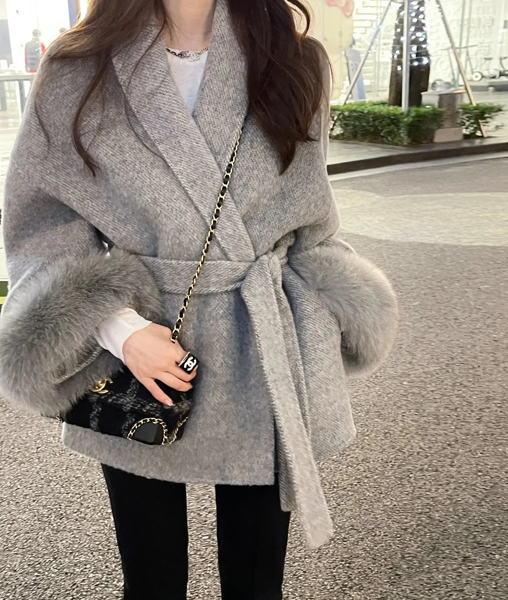 Hnewly winter dinner outfits High End Double-sided Wool Strapping Real Wool Fur Coat Women's Removable Cuffs Fox Fur Temperament Cashmere Short Jacket