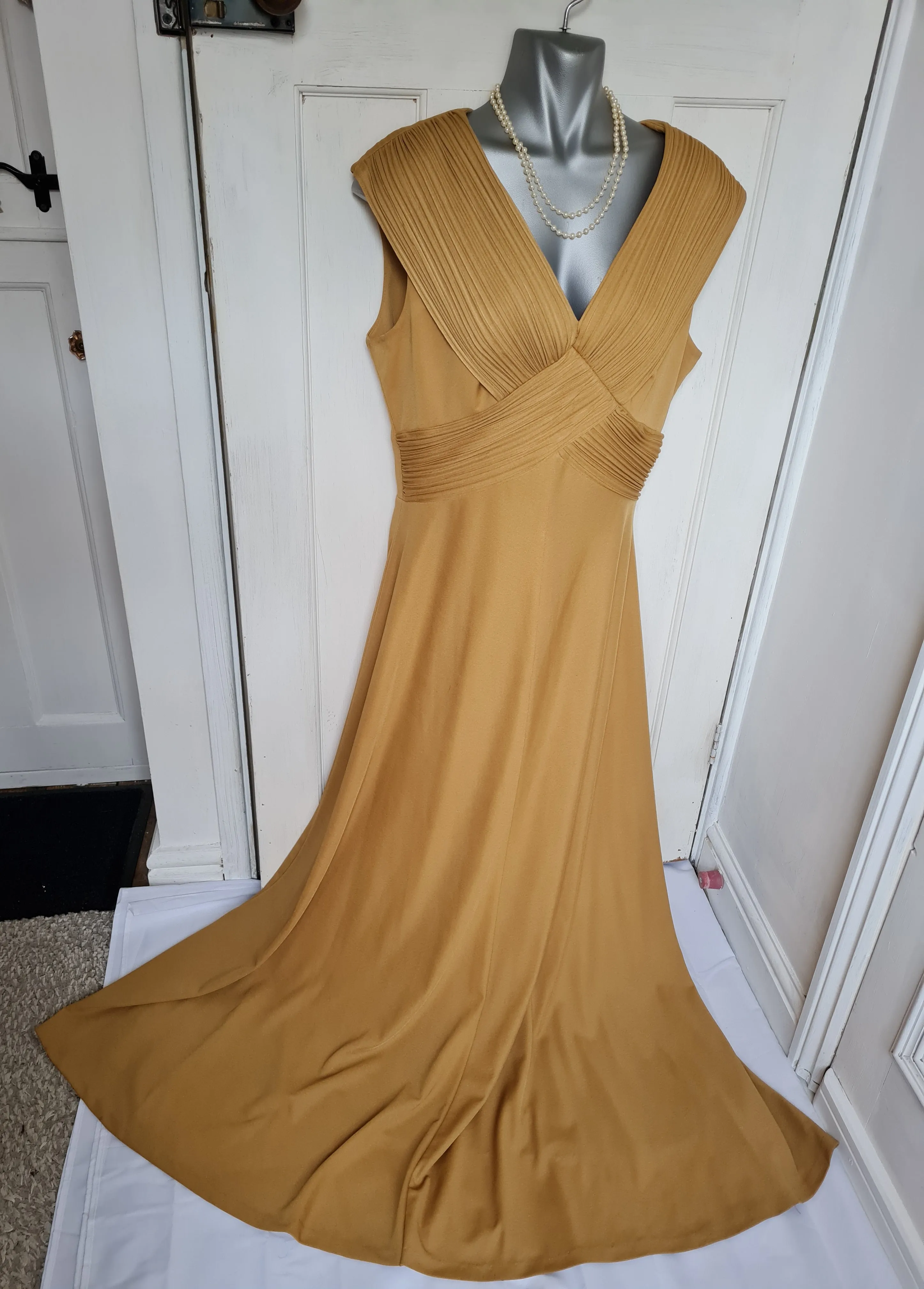 Vintage ball gown by Carnegie London 60s 70s full length dress